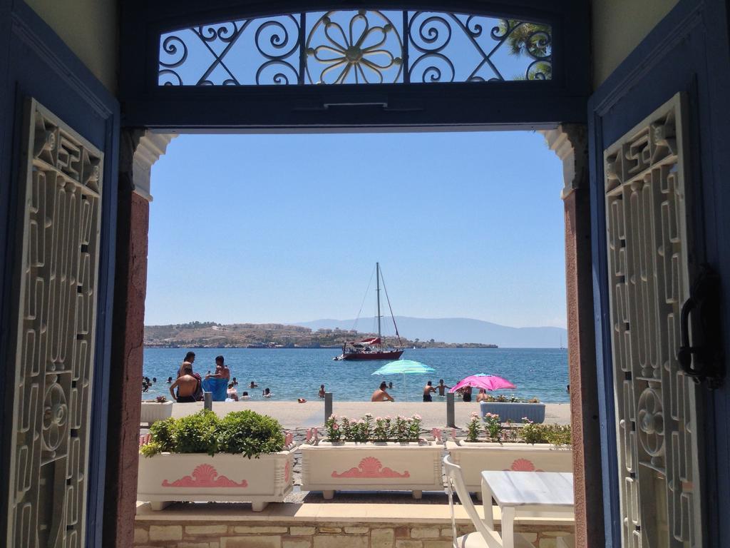 Lola 38 Hotel Foca Kültér fotó